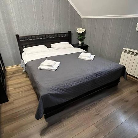 Art House Hostel Kamieniec Podolski Zewnętrze zdjęcie