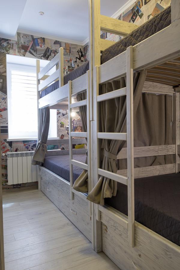 Art House Hostel Kamieniec Podolski Zewnętrze zdjęcie